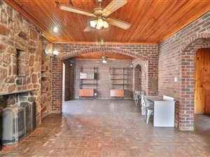 3 Bed House in Kensington