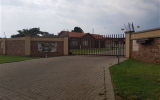 2 Bedroom Townhouse in Riversdale