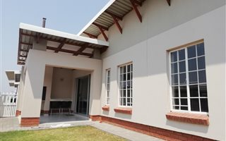 3 Bedroom Townhouse in Waterval East