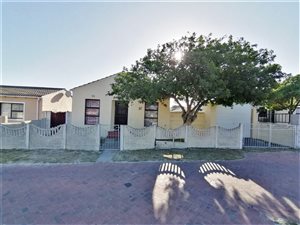 3 Bed House in Mfuleni
