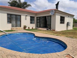 3 Bed House in Goedemoed
