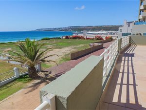 3 Bed Apartment in Diaz Beach