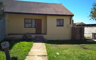 3 Bedroom House in Bethelsdorp