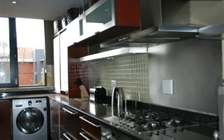 2 Bedroom Apartment in Melrose Arch