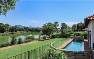 4 Bedroom House in Pecanwood
