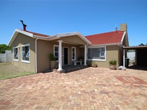 3 Bed House in Ottery