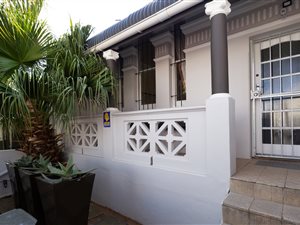 1 Bed House in Richmond Hill