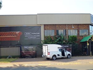 1090 m² Industrial space in Silverton
