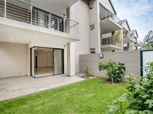 2 Bed Townhouse in Saxonwold
