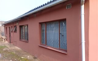 3 Bedroom House in Umlazi
