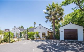 7 Bedroom House in Westridge