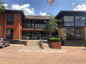 329 m² Office Space in Woodmead