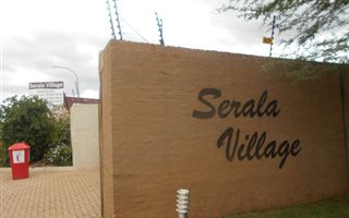 600 m² Land available in Serala View
