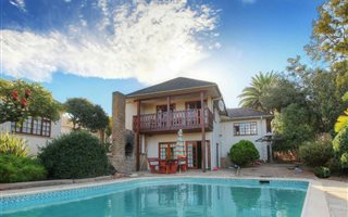4 Bedroom House in Durbanville Central