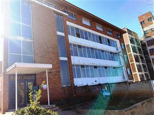 2 Bed Apartment in Arboretum