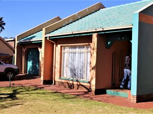 4 Bed House in Rayton