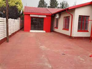 2 Bed House in Alberton