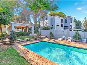 1 Bed Apartment in Dunkeld West