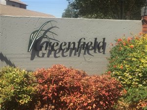 2 Bedroom Townhouse in Mooikloof Ridge