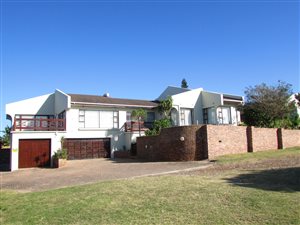 6 Bed House in West Bank