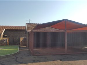 3 Bed House in Sinoville