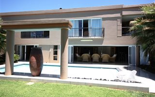 8.6 ha Farm in Risiville
