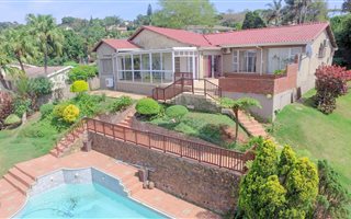 4 Bedroom House in Dawncliffe