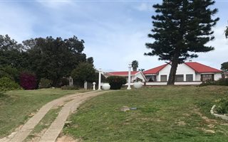 5 Bedroom House in Mossel Bay Central