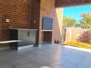 3 Bed House in Lynnwood Glen