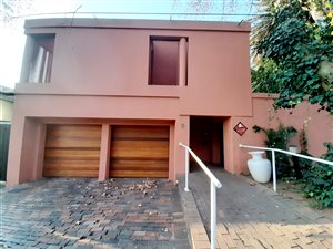 3 Bed House in Orchards