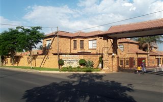 4 Bedroom Cluster in North Riding