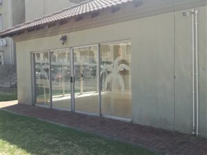 3 Bed Apartment in Brakpan North
