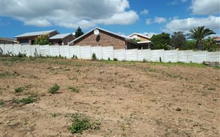3 Bedroom Duet in Hartenbos Heuwels
