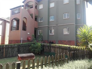 2 Bed Flat in Castleview