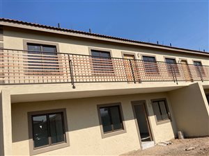 3 Bed Apartment in Caneside