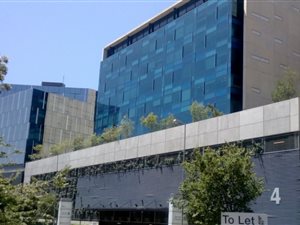 477 m² Office Space in Sandown