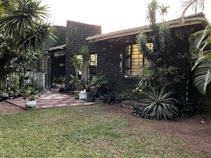 4 Bed House in Yellowwood Park
