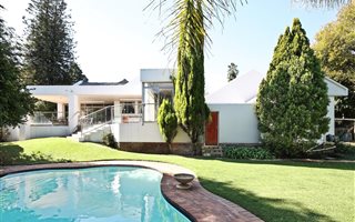 4 Bedroom House in Morningside Manor