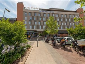 444 m² Office Space in Clydesdale