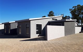 2 Bedroom House in Baillie Park