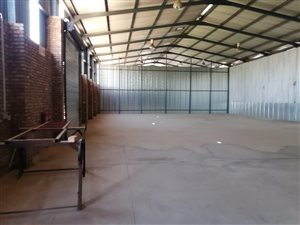 500 m² Industrial space in Putfontein