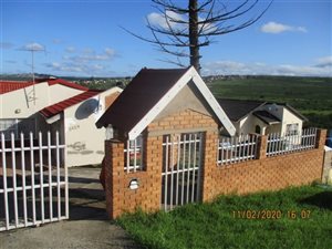 4 Bed House in Zwelitsha