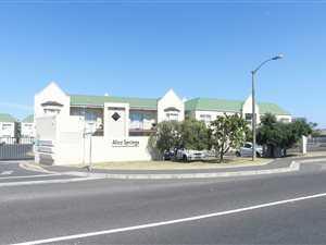 2 Bed Apartment in Goodwood