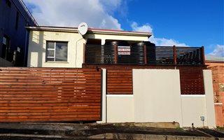 5 Bedroom House in Walmer Estate