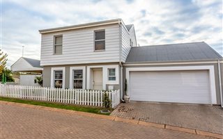 3 Bedroom Townhouse in Erasmus Park