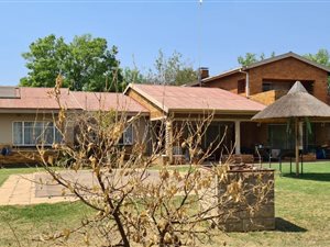 2.2 ha Land available in Mullerstuine