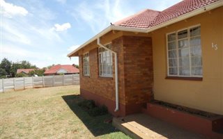 3 Bedroom House in Stilfontein
