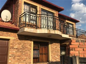 4 Bed House in Jan Niemand Park