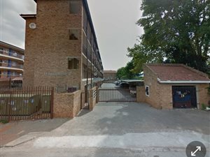 2 Bed Flat in Kempton Park CBD