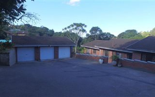 3 Bedroom Townhouse in Chiltern Hills